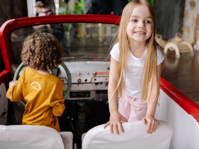 Jeux sans matériel pour occuper les enfants en voiture
