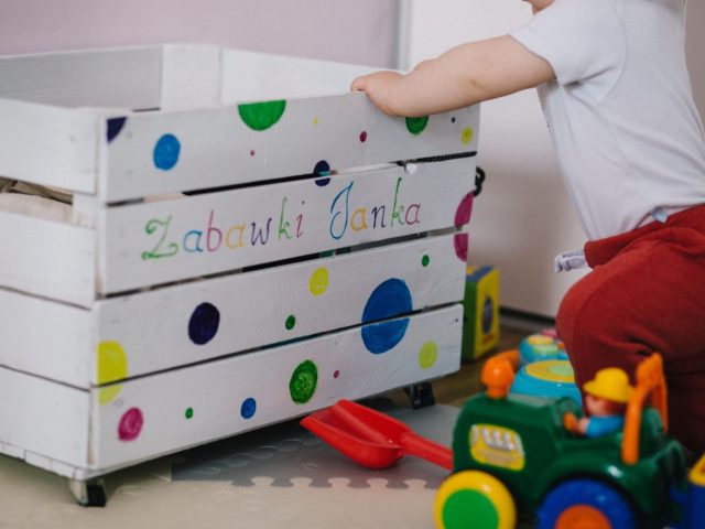 Jeux faciles à emporter pour bébé en voyage