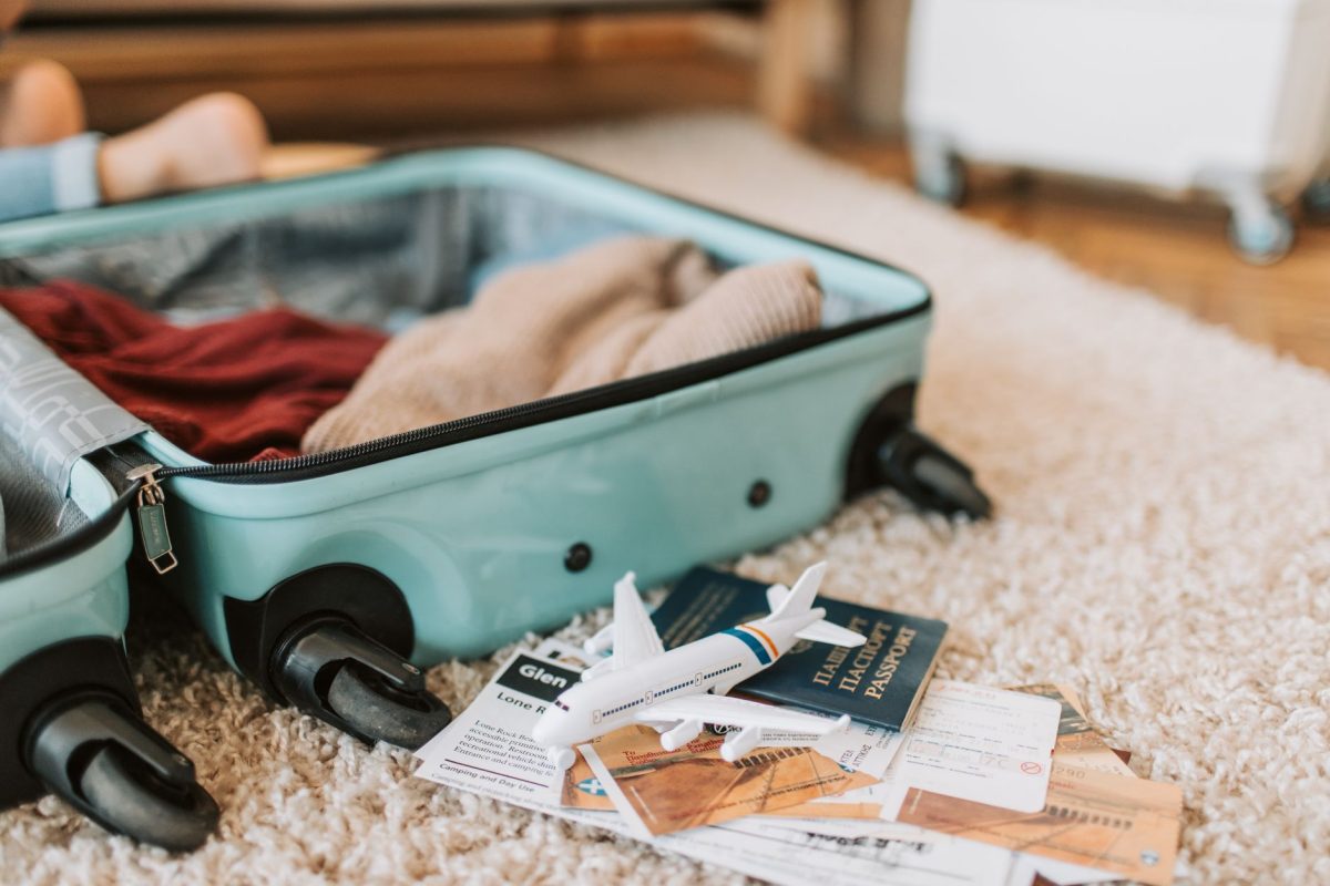 Voyager léger avec les enfants : la solution Travel Box d’Héliades